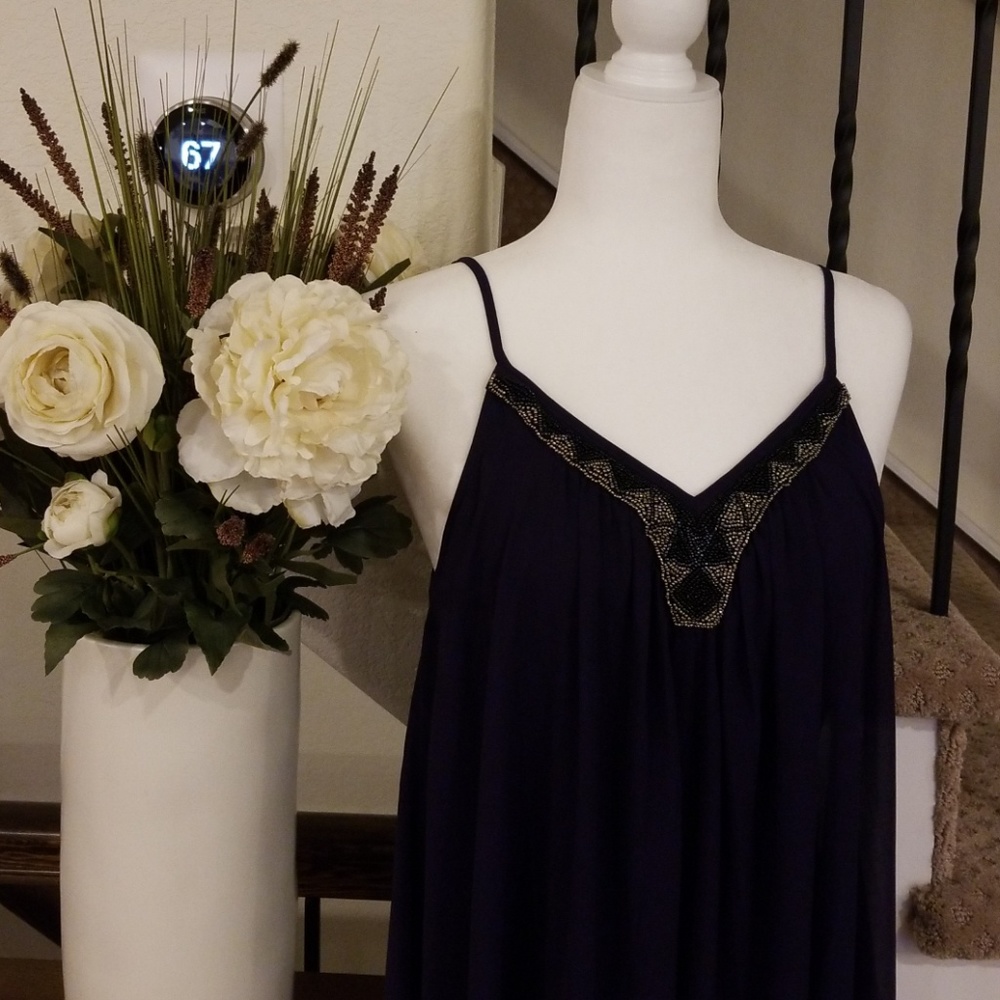 NWOT Beaded Neckline Chifon Shift Dress